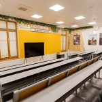 Retailerul de materiale de construcții și grădinărit Hornbach a renovat o sală de curs la ASE București