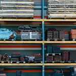 Magazine de bricolaj și materiale de construcții clasice vs. comenzi online, în 2026